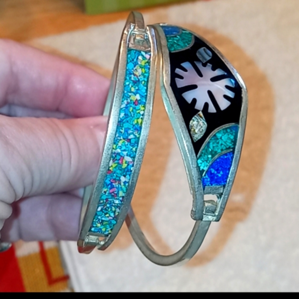 Bundle of Two,  Silver & Turquoise, Mexican Bracelets💙💚